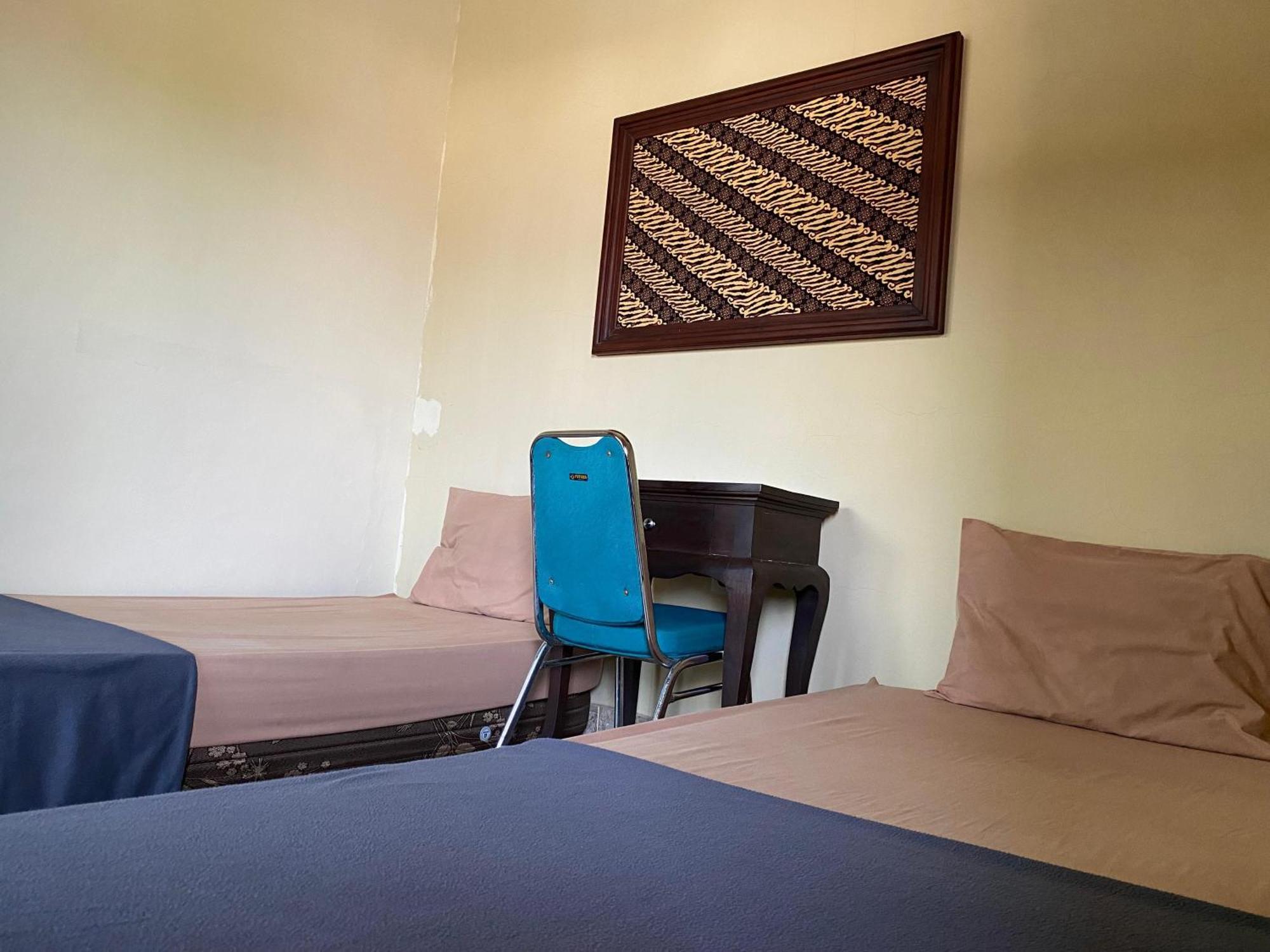 Good Feeling Banyuwangi Hostel Banyuwangi  Buitenkant foto