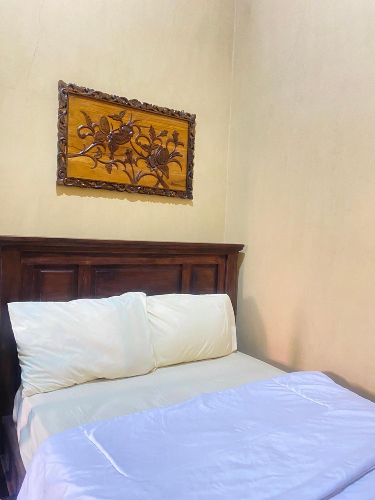 Good Feeling Banyuwangi Hostel Banyuwangi  Buitenkant foto